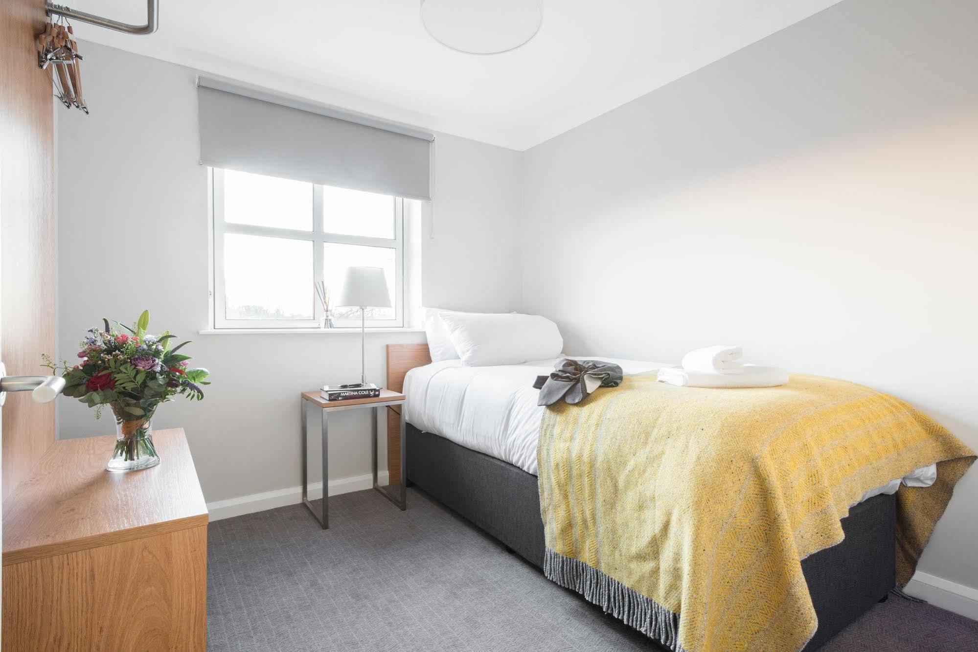 Premier Suites Редінг Екстер'єр фото